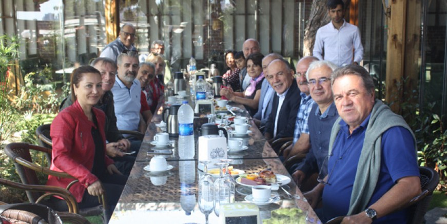 KMP Anadolu TV çalışanları hasret giderdi