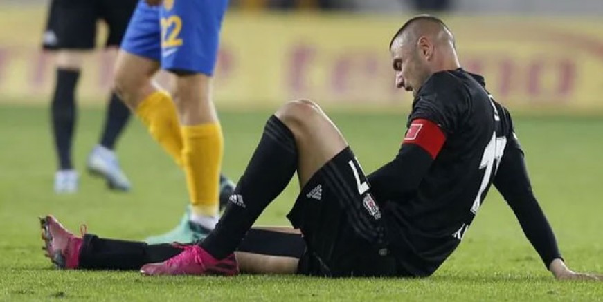 Beşiktaş’ta Burak Yılmaz şoku!