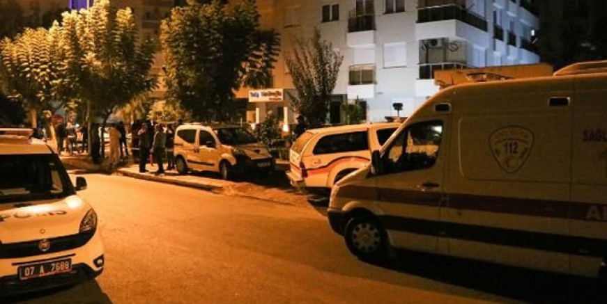 Antalya’da 4 kişilik aile ölü bulundu! Yine siyanür