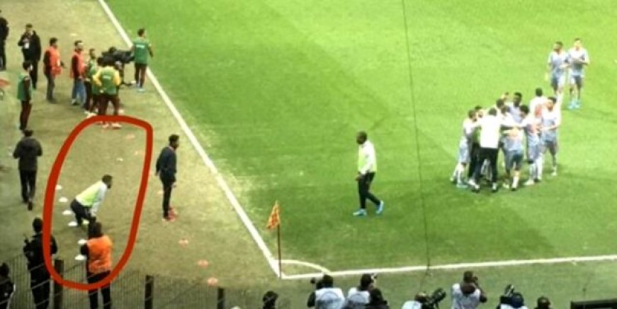 Arda Turan gole sevinmedi!