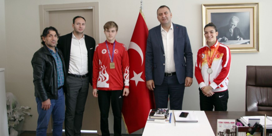 Kartallı sporcular tarih yazıyor