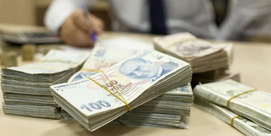 Bütçe ağustosta 129 milyar TL açık verdi