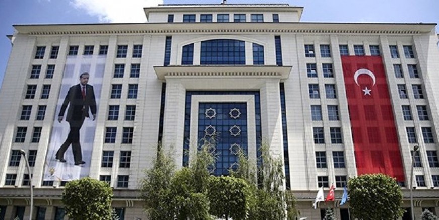 AK Parti’den teşkilatlara önemli uyarı!
