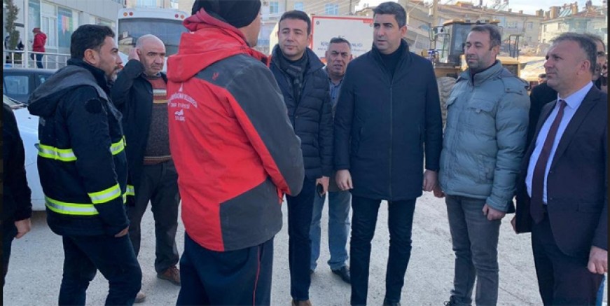 Gökhan Yüksel deprem bölgesinde yüreklere dokundu