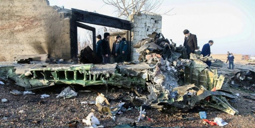 İran’da 176 kişiyi taşıyan Ukrayna uçağı düştü!