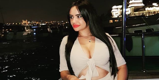 Naz Mila sosyal medyayı sallıyor