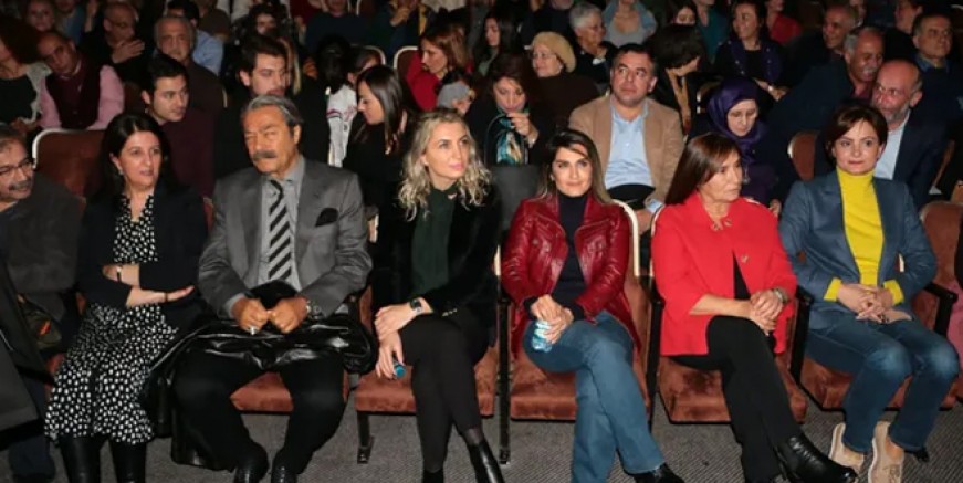 Süleyman Soylu Kadir İnanır’ı topa tuttu