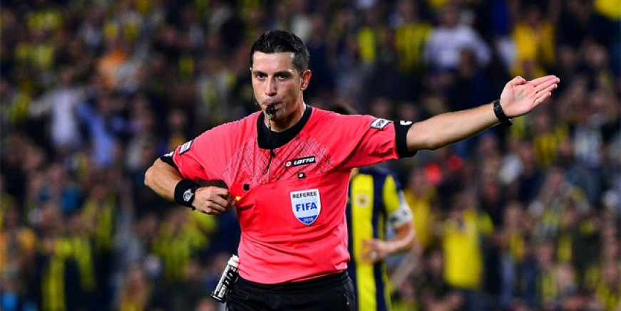 Trabzonspor – Fenerbahçe maçını Ali Palabıyık yönetecek