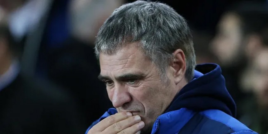 Ersun Yanal futbolcularla vedalaştı