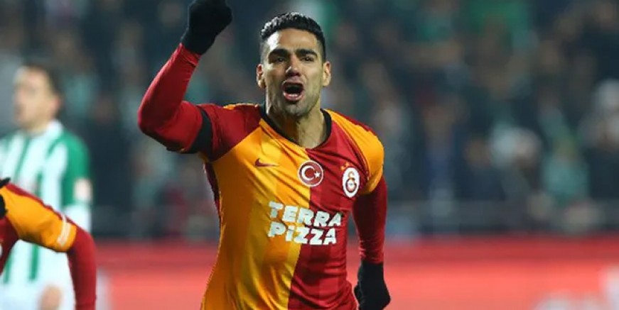 Falcao Fenerbahçe’yi gözüne kestirdi