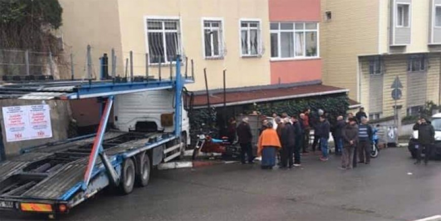 Kartal’da facia ucuz atlatıldı