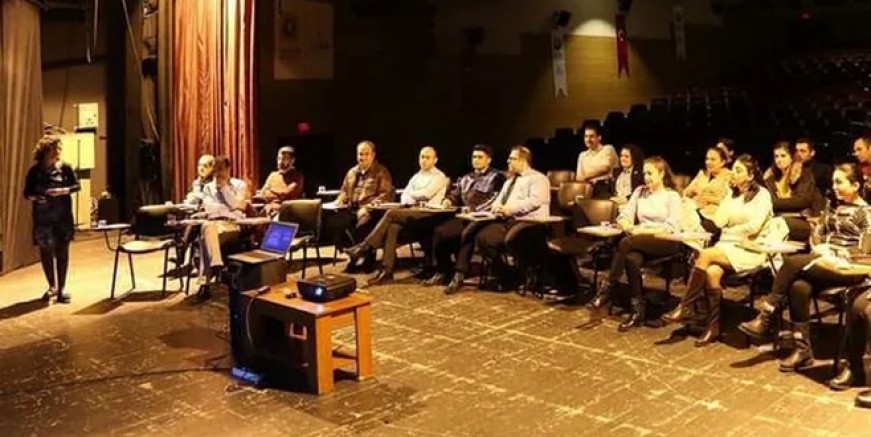 Maltepe Belediyesi personeline iletişim eğitimi