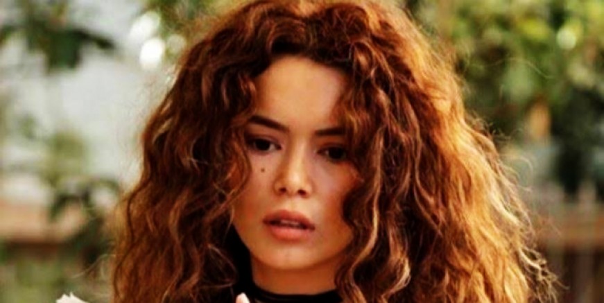 Seray Kaya imajını yeniledi