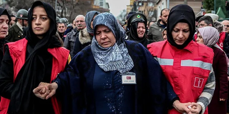 Tuzla şehit Halil Demir’e ağlıyor