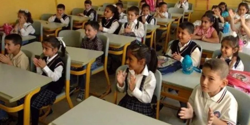 Corona virüsten okullar tatil mi?