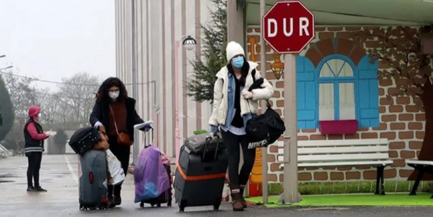 76 ildeki yurtlarda kaç kişi karantinada?