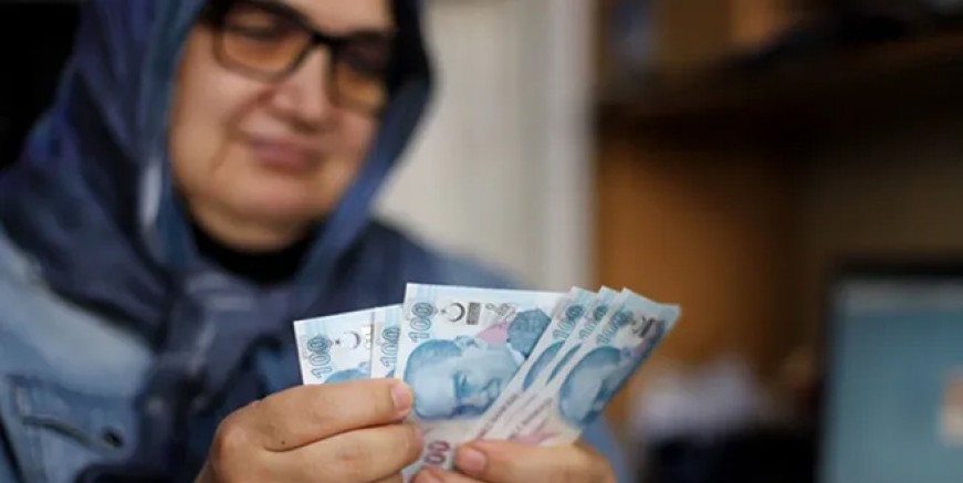 Emeklinin bayram ikramiyesi ne zaman ödenecek?
