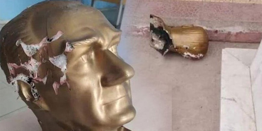 Hatay’da Atatürk büstüne çirkin saldırı!