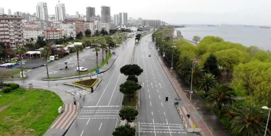 Kartal sahil şeridi bomboş kaldı!