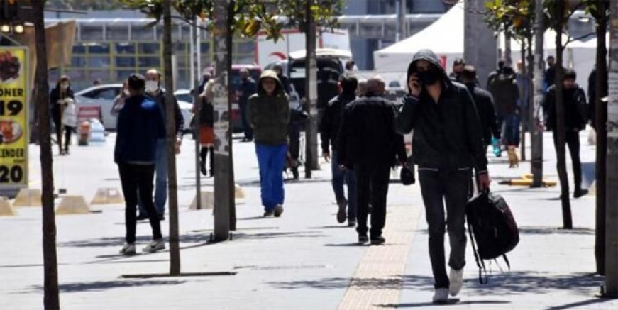 Sokağa çıkma yasağı öncesi tuhaf görüntüler!