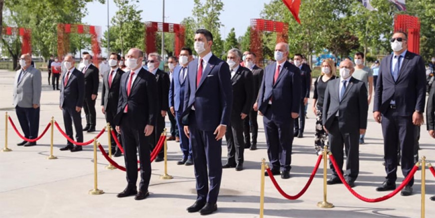 Koronavirüs gölgesinde 19 Mayıs kutlamaları