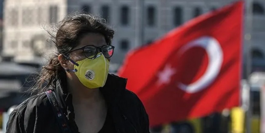 Türkiye’de salgının sona ereceği tarih açıklandı