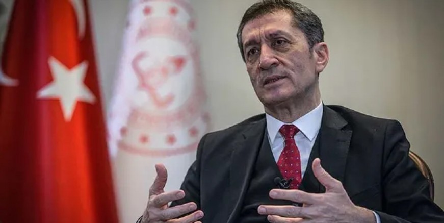 Ziya Selçuk açıkladı; Okullar ne zaman açılacak?