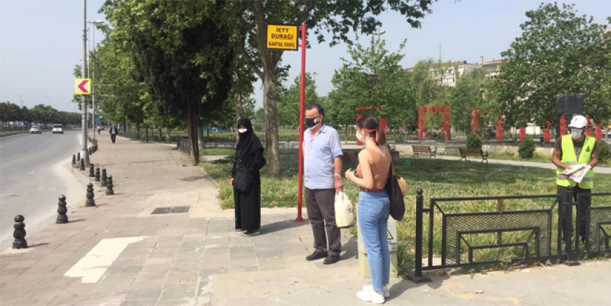 İstanbul Kartal’da otobüs durağı isyanı