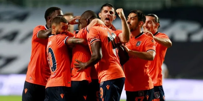 Başakşehir tarihi başarı peşinde