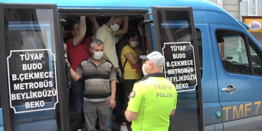 Esenyurt’ta minibüsten 35 yolcu çıktı