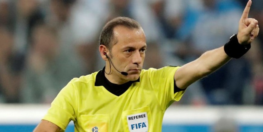 Barcelona – Napoli maçı Cüneyt Çakır’ın