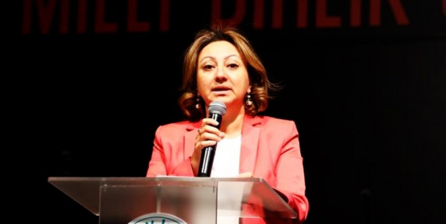 Özgül Özkan Yavuz sosyal medyadan isyan etti