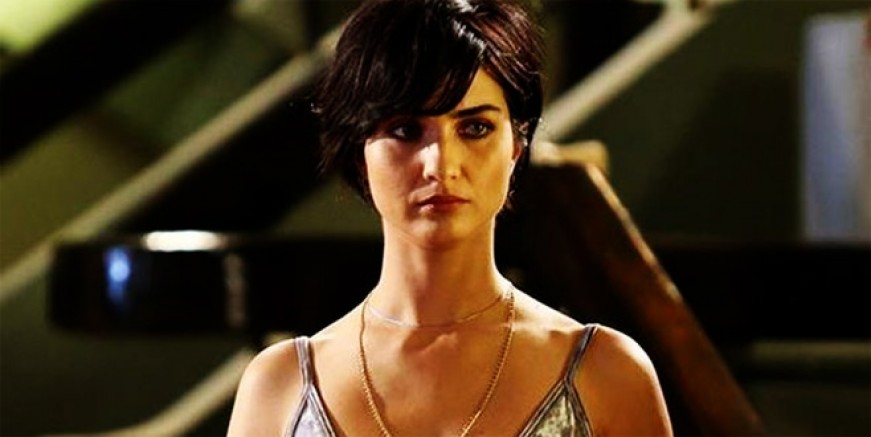 Tuba Büyüküstün ateş püskürdü