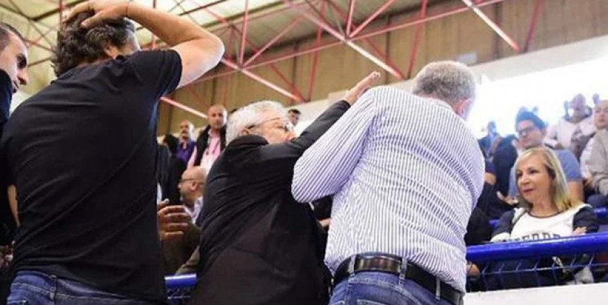 Aziz Yıldırım’a seyirden men cezası!