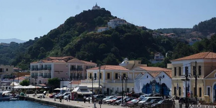 Deprem Sisam Adası’nı da vurdu