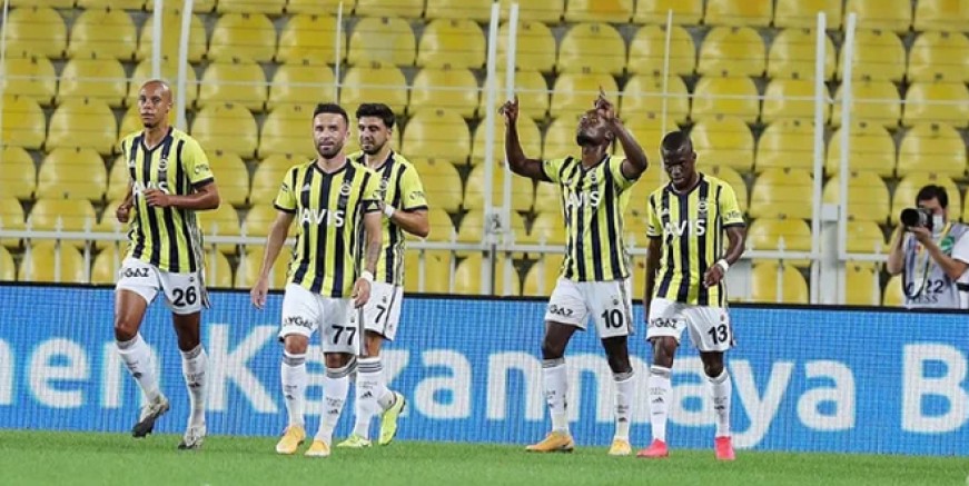 Fenerbahçe’de tarihi karar!