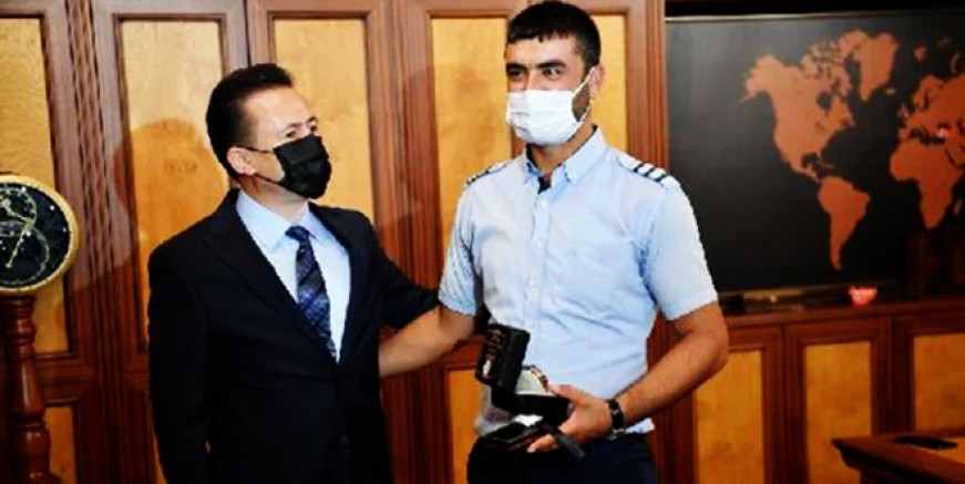 Şadi Yazıcı örnek şoförü ödüllendirdi