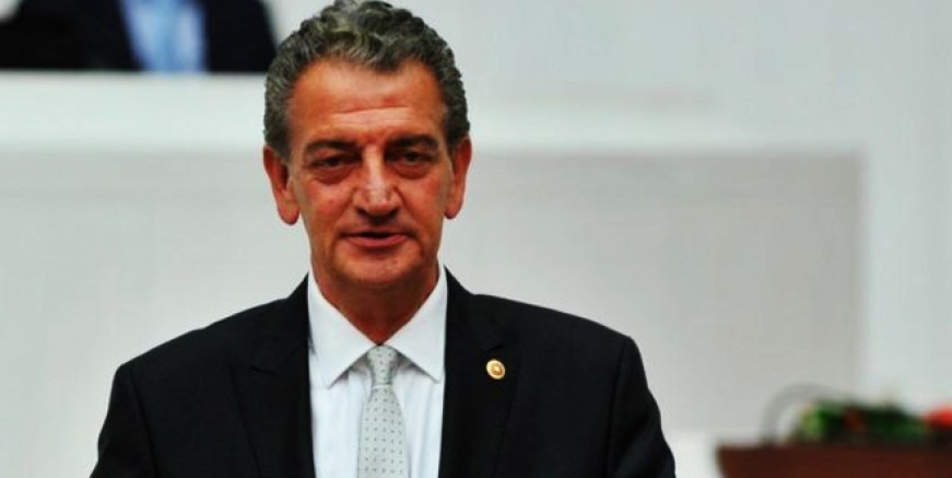 Atatürkçü Düşünce Derneği’nde Hüsnü Bozkurt sesleri