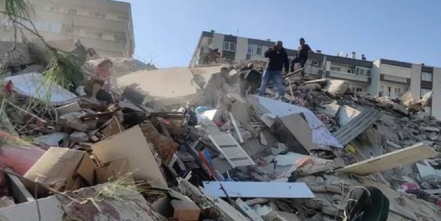 İzmir depreminde can kaybı hızla artıyor!