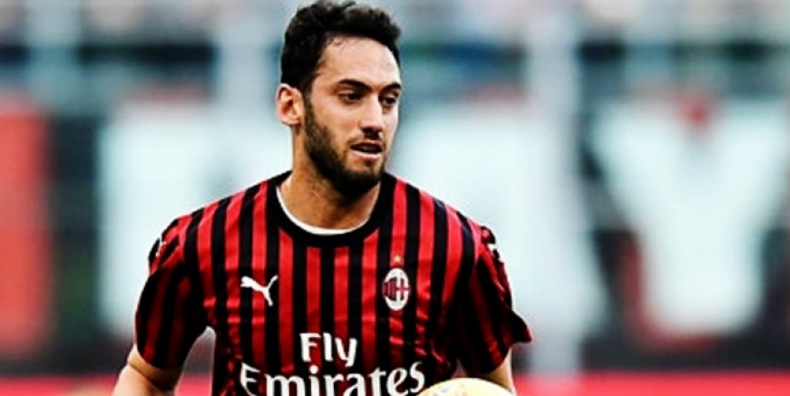 Juventus Hakan Çalhanoğlu’nun peşinde