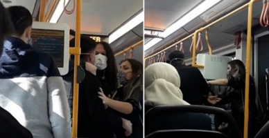 Metroda gençlerin ‘sarılma’ kavgası