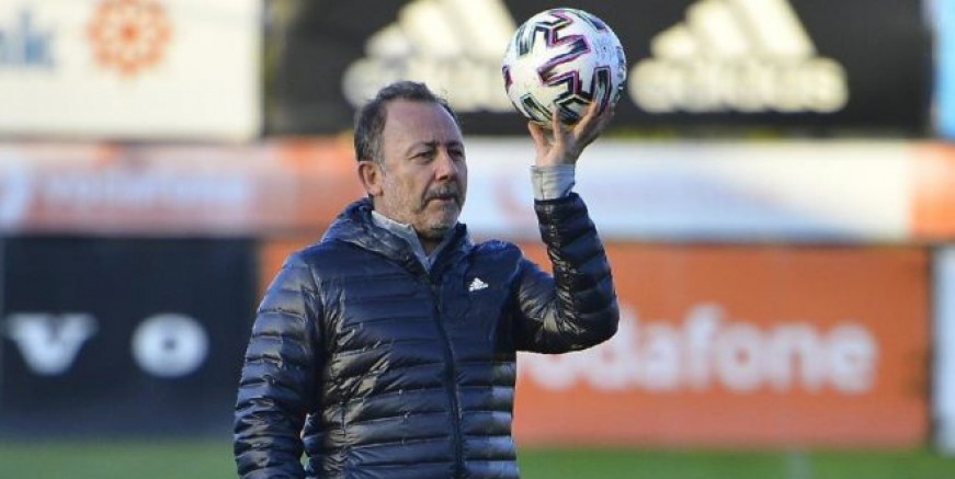 Sergen Yalçın: İlk yarıyı oynayıp bırakacağız galiba