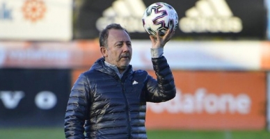 Sergen Yalçın: İlk yarıyı oynayıp bırakacağız galiba