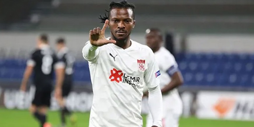 Sivasspor’da Kayode 4’te 4 yaptı
