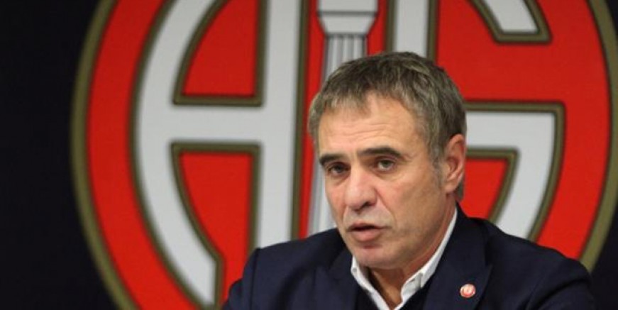 Antalyaspor’da Ersun Yanal krizi