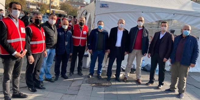 Kartallı gönüllüler Kızılay’a kan bağışladı