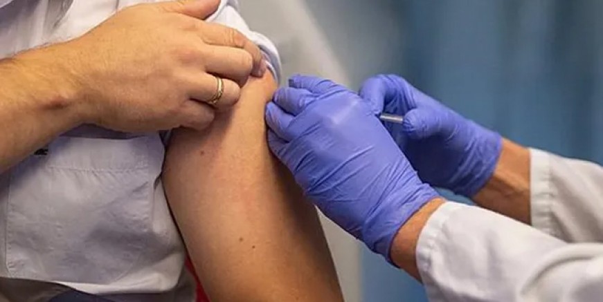 Koronavirüste ilk aşı tarihi netleşti