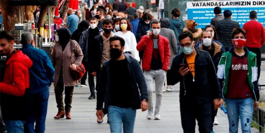 Çift maske virüsten daha iyi mi korur?