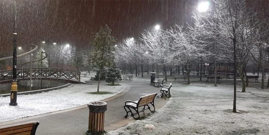 İstanbul’da lapa lapa kar yağışı