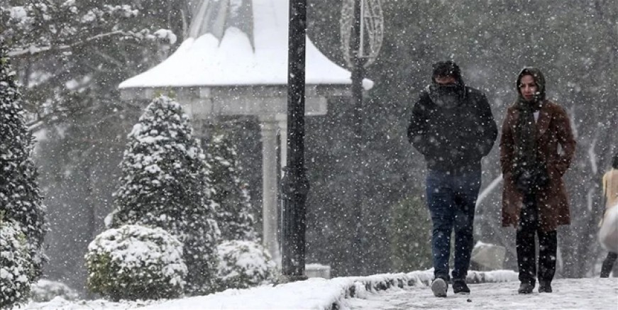 Meteoroloji İstanbul için saat verdi
